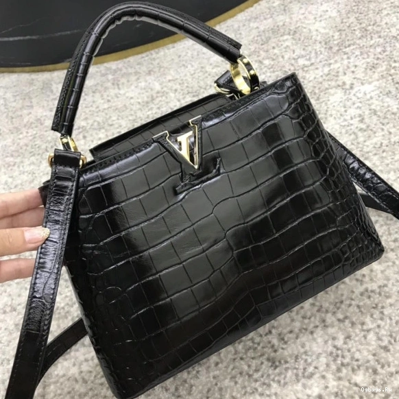 LOUIS BB VUITTON CAPUCINES 0306